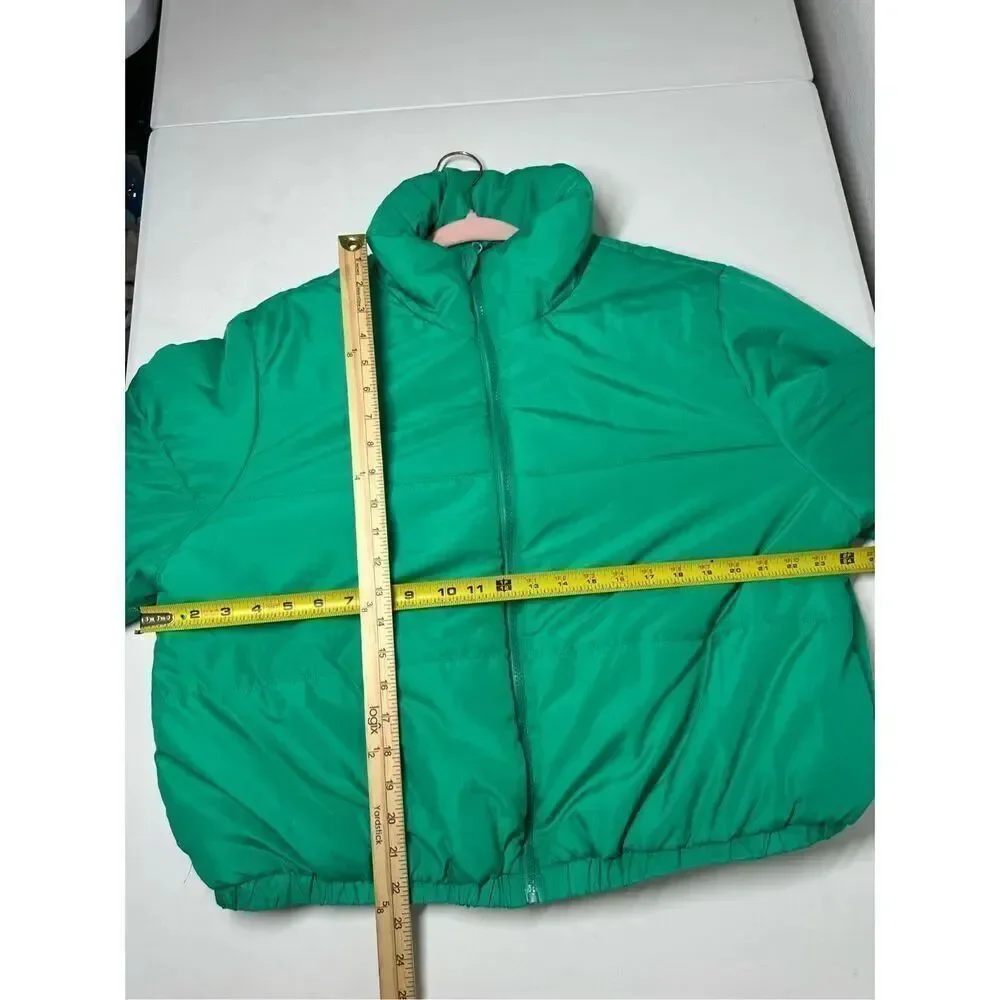 Wild Fable Puffer Jacket Size XL Green Short Zip Front High Neck Collar Pockets
